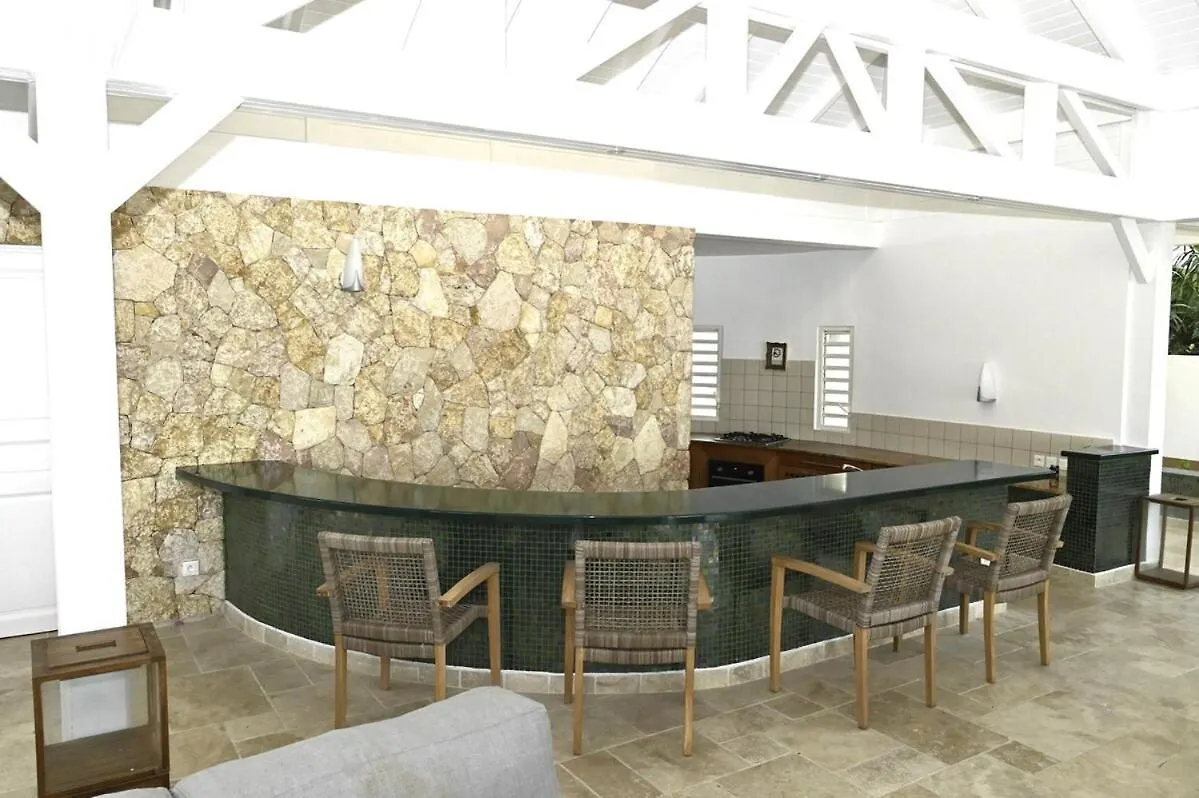 Apartment Delightful Vacation Villa Crystal St Martin Les Terres Basses